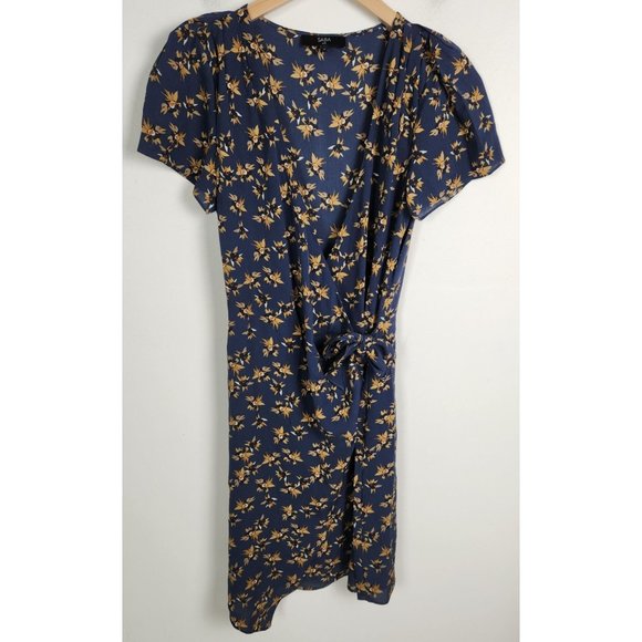 Saba silk Dresses & Skirts - Saba Silk Women's Sz. 6 Floral 100% Silk Short Sleeve Wrap Dress